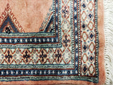 Lahore, 119x77 cm, Wool and silk, Pakistan
