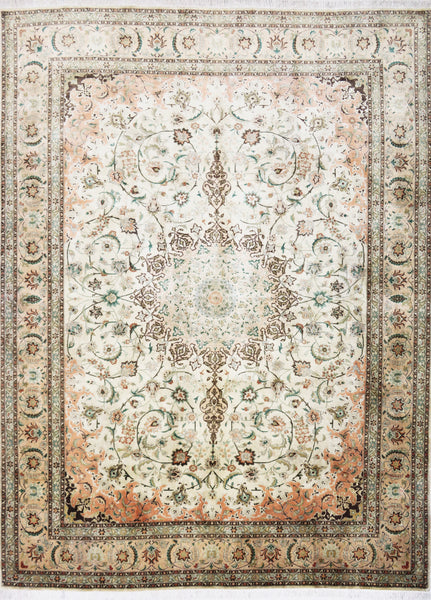 Tabriz 50 Raj, 338x253 cm, Wool and Silk, Iran